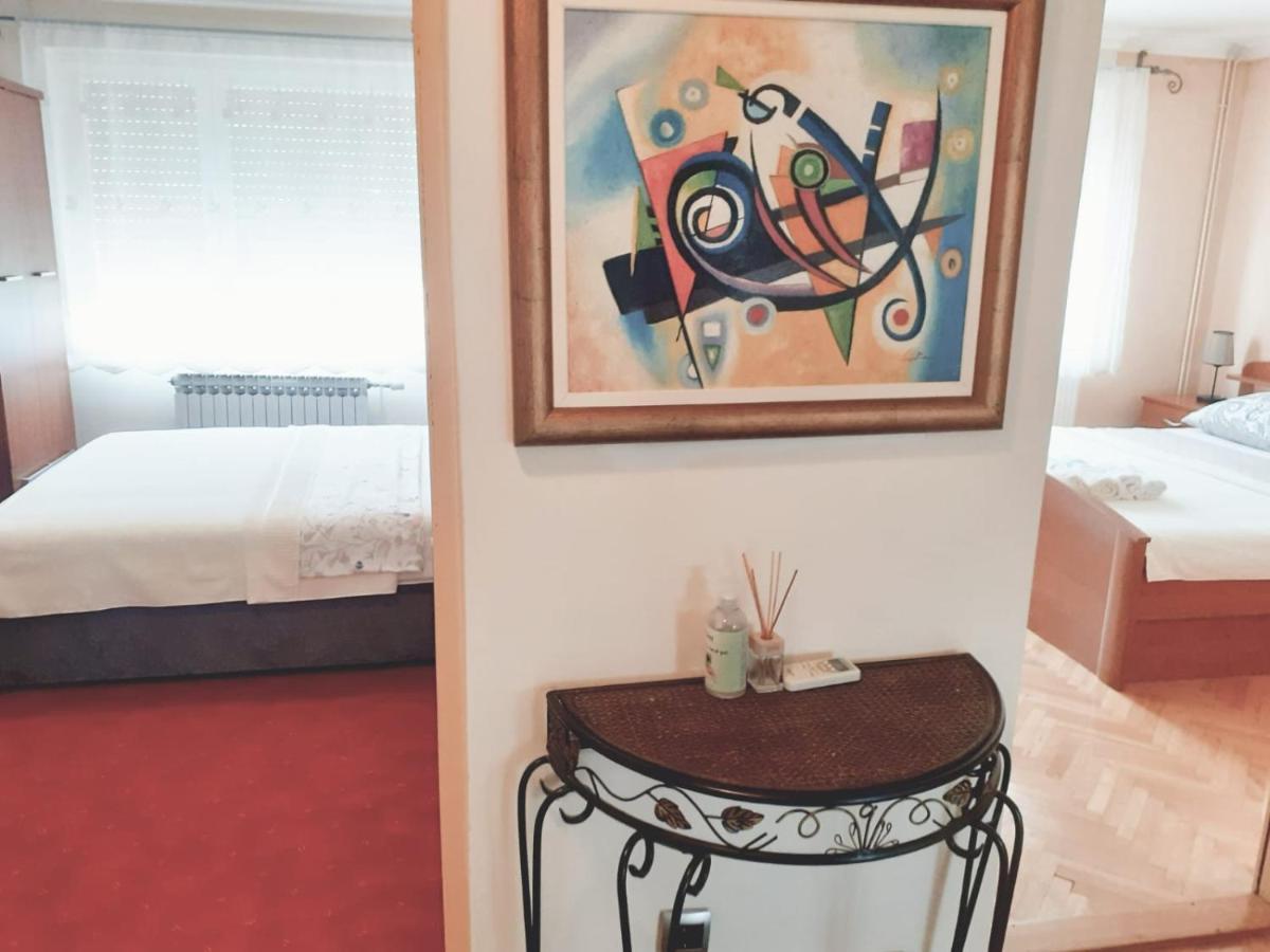 ליובוסקי Spacious 80M2 Apartment In The Center מראה חיצוני תמונה