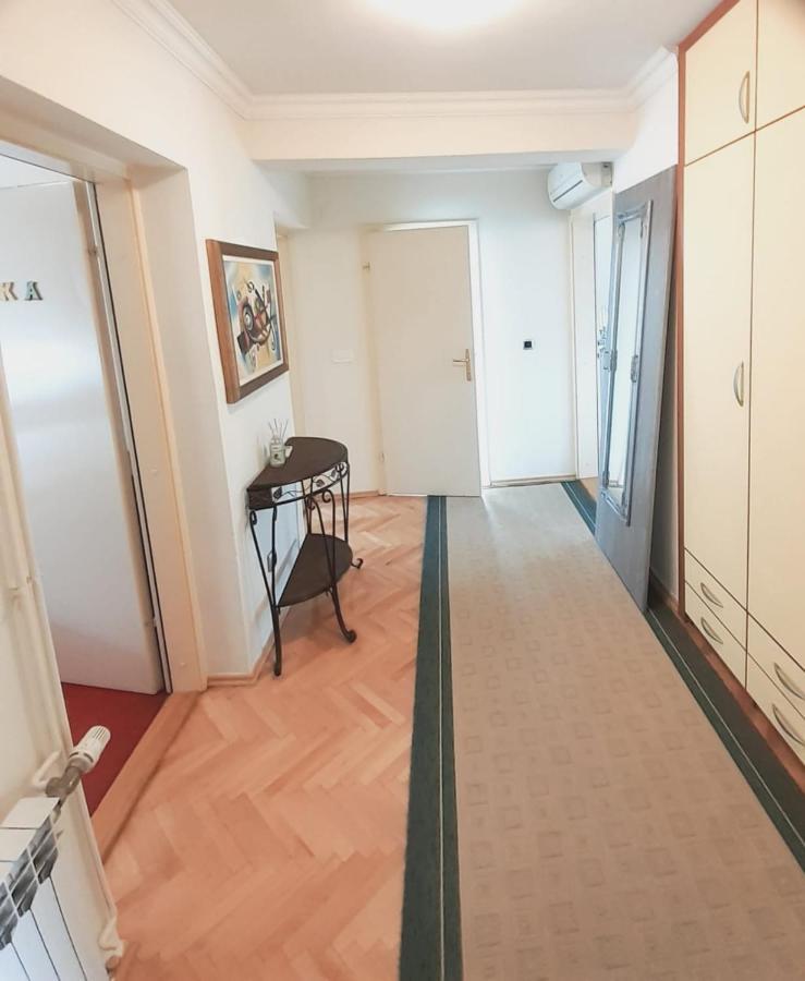 ליובוסקי Spacious 80M2 Apartment In The Center מראה חיצוני תמונה
